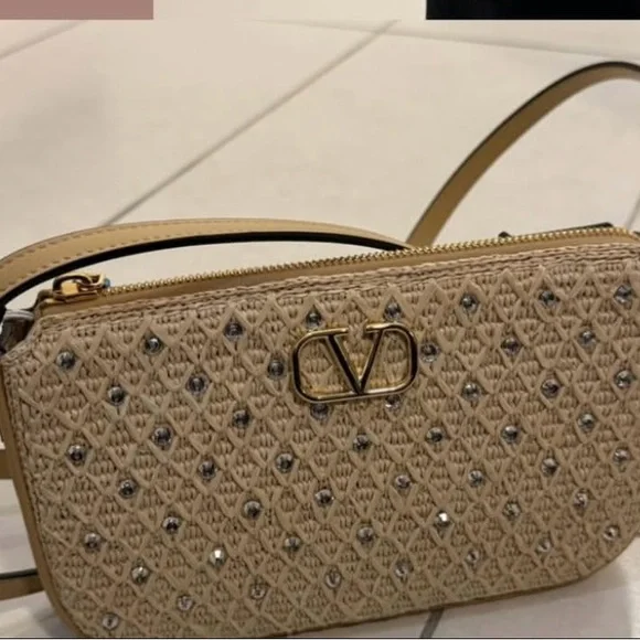 Valentino Beige Crossbody Bag Vlogo embellished faux raffia - Picture 11 of 16